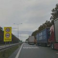 Putevi Srbije: Kamioni čekaju više sati na najprometnijim prelazima sa Hrvatskom