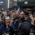 (VIDEO) „Vratite se u Gazu“: Okršaj pristalica Izraela i Palestine na ulicama Njujorka