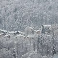 AMSS: Sneg na putevima kod Ivanjice i Vranja, kao i od Užica do granice sa Crnom Gorom