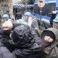 Sukob demonstranata i policije u Rimu: Protest zbog Italijanke uhapšene u Budimpešti (foto)