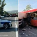 Prve fotografije sudara autobusa i kamiona kod Umke: Vozila potpuno uništena