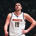 Nikola Jokić se igra košarke: Nova neverovatna partija srpskog asa o kojoj priča cela Amerika! (video)