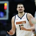 Jokić sa druge planete! Denver se mučio, a Nikola dominirao u srpskom derbiju (video)