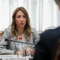 Baš pred izbore: Ministarka dodelila ugovore građanima u Zaječaru koji su dobili subvencije