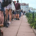 U gradu ogromna gužva, ljudi čekaju satima ispred tek otvorene prodavnice: Ovi proizvodi su zaludeli svet