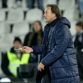 (VIDEO) Miroslav Tanjga gađan flašicom vinjaka