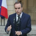 Francuski premijer podneo ostavku posle manje od mesec dana na čelu vlade
