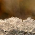 Naučnici stvorili novi oblik leda na temperaturi većoj od 2.000 stepeni