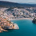 Profesorka iz Srbije heroj dana: Spasila život turistkinji u Ulcinju