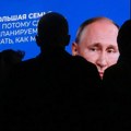 Pored Putina još tri kandidata Otvorena biračka mesta na predsedničkim izborima u Rusiji