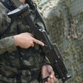 Poljska zbog napada migranata na vojnike poslala specijalce na granicu s Belorusijom