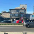 Saobraćajna nezgoda kod Dušanovca: Automobil se isprevrtao