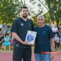 Odigrana revijalna utakmica u Lazarevu za 50 godina KK „Zadrugar“ – gostovao KK „Partizan“! Košarkaški klub „Zadrugar“…