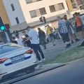 Haos na Novom Beogradu: Auto uleteo na trotoar i udario dve žene