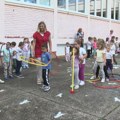 Mališani vrtića „Zeka“ dobili sportske rekvizite od grada Kragujevca