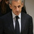 Sarkozi: Skandal! Nevin sam, žaliću se FOTO