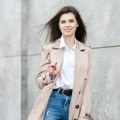 Roze torbica se vraća na velika vrata i doživela je modni preobražaj