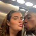 Sara putem aplikacije upoznala dečka iz Nigerije pa zatrudnela: Posle dve nedelje saznala je neverovatne vesti, nije ni…