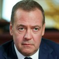 Медведев: Зајам Кијеву је 90 милијарди евра из џепова Европљана