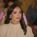 Slavlje u domu Emine Jahović: Pevačica blista u beloj haljini, oglasila se i podelila lepe vesti