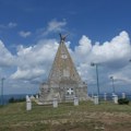 Završetak do kraja avgusta! Počela obnova spomen-kosturnice na Gučevu: čuva uspomenu na više od 3.000 srpskih heroja i jednu…