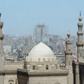 Urušila se petospratnica u Kairu, poginulo devet osoba