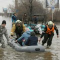 Nakon izlivanja reke u ruskom Orsku, naređena evakuacija stanovništva, proglašeno vanredno stanje i u Tjumenskoj oblsti