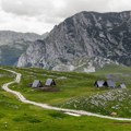 Akcija spasavanja na Durmitoru: Crnogorski vojnici pronašli povređenu planinarku na 2,400 metara nadmorske visine