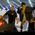 Guča ovog vikenda prepuna stranih posetilaca, spektakl na sceni priredili Cobi, Milica Pavlović i Senidah (VIDEO)