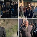Sahrana Dragana Lazića uživo: Reka ljudi ispred doma Darka Lazića, među njima i pevač kojeg niko nije očekivao (foto)