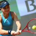 Iva Jović: "Ostavlja me bez reči - zar ne?"