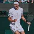 Zverev rutinski do osmine finala Vimbldona