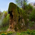 (Фото) на мање од 2 сата од Београда налази се "српски бали": Скривени гигант изгледа нестварно, а до њега се долази на само…