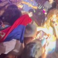 Rita ora je sama uzela srpsku zastavu: Oglasio se momak iz publike - Ona je i mene iznenadila (video)