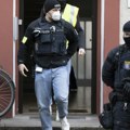 Vukao i čupao Srpkinju po ulici zbog šest evra Detalji stravičnog napada taksiste u Nemačkoj