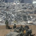 UN: Oko 100.000 Palestinaca pobeglo na jug Pojasa Gaze dok izraelska vojska širi ofanzivu