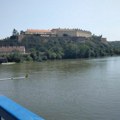 Besplatne ture petrovaradinskom tvrđavom i novim sadom: Akcija Udruženja turističkih vodiča grada