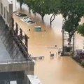 Stravične poplave u Kini: Vlasti evakuisale više od 60.000 ljudi, u bujicama nestalo 11 osoba: "Osećam se bespomoćno!"
