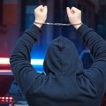 Brza akcija policije: Uhapšeni napadači koji su pretukli i opljačkali muškarca