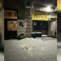 Kreni-Promeni: Otpao deo fasade sa zgrade u Glavnoj ulici