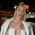 Ovo je nikolijina sestra po ocu! Teodora izuzetno podseća na nju, a tata ne želi da bude deo javnog sveta
