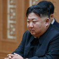 „Naša vojska ne zna za predaju“: Kim Džong Un sa porodicama vojnika poginulih u Kurskoj oblasti