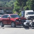 Užas u Prijepolju: Težak sudar audija i policijskog motora, povređeni policajac hitno prevezen u bolnicu!