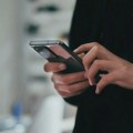 Istraživanje pokazalo: Mladi u Srbiji informacije proveravaju češće od vršnjaka u regionu (VIDEO)