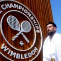 Neverovatne scene iz Londona: Pojavio se Novak /video/