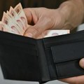 Šta se dešava sa 6000 dinara ako ih juče niste podigli: Pošte rade i danas, a ovo su rokovi za podizanje novca