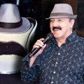 Sam sebi otpevao rođendansku pesmu: Haris Džinović proslavio rođendan, prelepa devojka ga iznenadila posebnom tortom! (foto)…