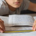 Promenjena definicija disleksije: Više se ne gleda IQ test, a evo koji prvi znaci kod dece otkrivaju problem i pre škole