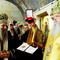 Sinod MPC-OA odlikovao patrijarha Porfirija Oredenom Sv. Klimenta Ohridskog