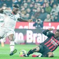 Defanzivac Milana Kalulu četiri meseca van terena